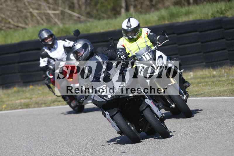 /01 02.04.2026 MAZ ADR/Gruppe gelb Gruppe gruen/71